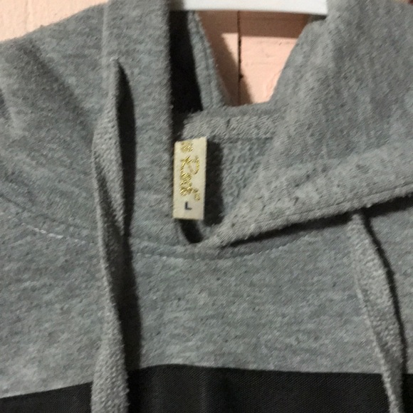 Sweater - Picture 2 of 2